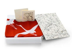 Geschenkset Chiyogami Mit Furoshiki Kuren M, Rot -Geschirr Discounter geschenkset chiyogami mit furoshiki kuren m rot 1
